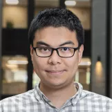 Headhsot of Tom Chen