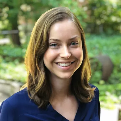 Headhsot of Hilary Dolstad