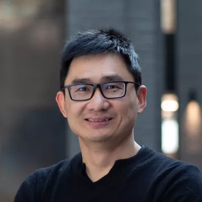 Headhsot of Sengwee Darren Toh