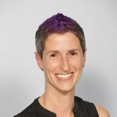 Headhsot of Julia Marcus