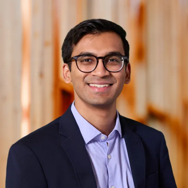 Headshot of HMS M.D. Candidate Kavya Shah