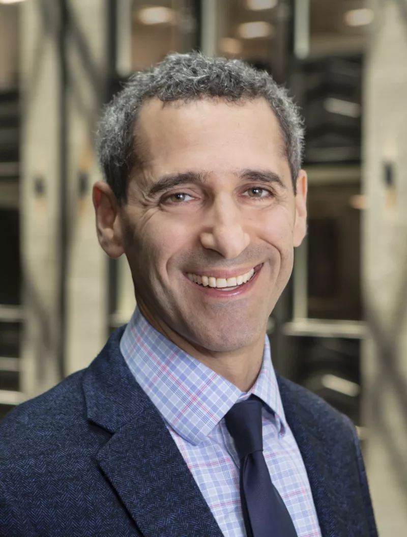 Headhsot of Douglas Krakower
