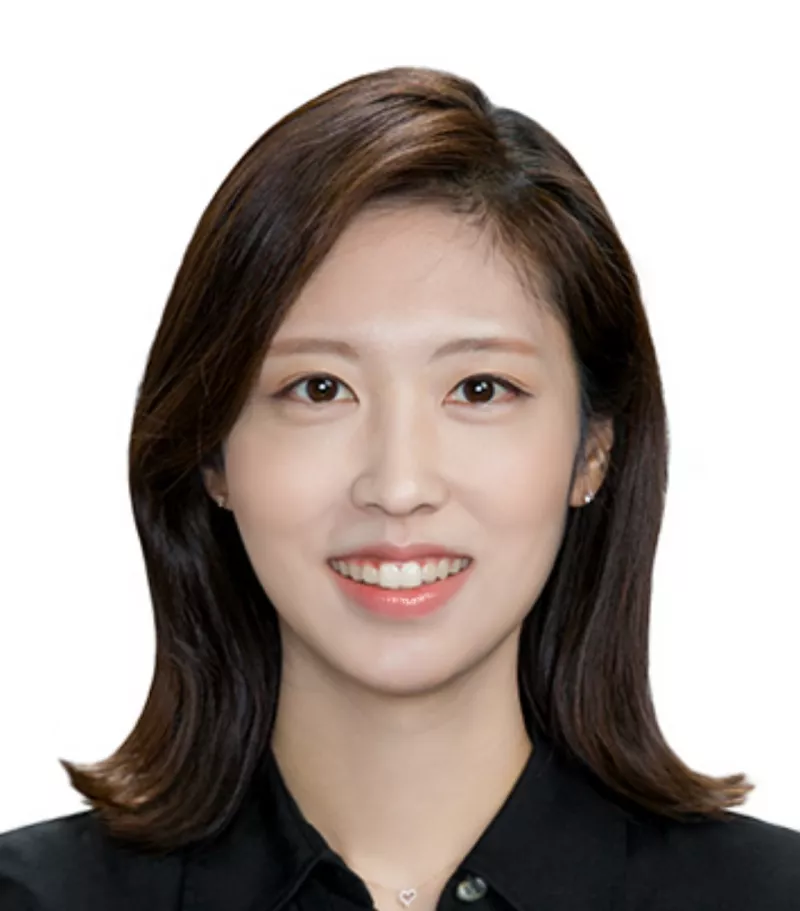 Headhsot of Ju-Yeun Lee