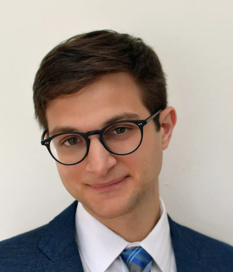 Headhsot of Nicholas Venturelli