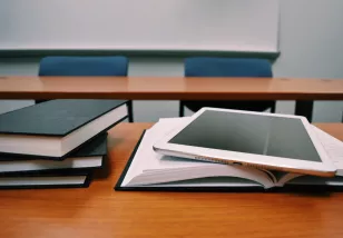 ipad and books in classroom